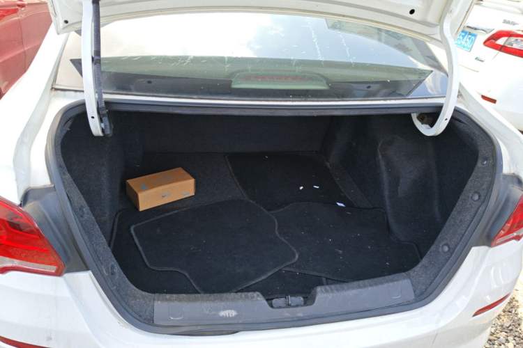 Used Chevrolet Cavalier 2018 320 Automatic Xinyue Edition Trunk