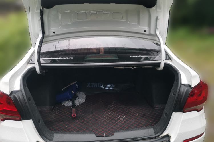 Used Chevrolet Cavalier 2018 320 Automatic Enjoyment Sunroof Edition Trunk