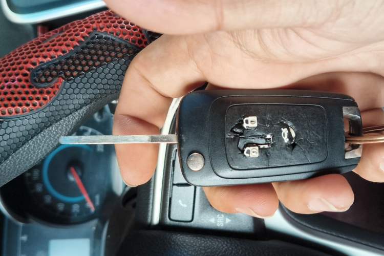 Used Chevrolet Cavalier 2018 320 Manual Xinyue Edition Vehicle Key