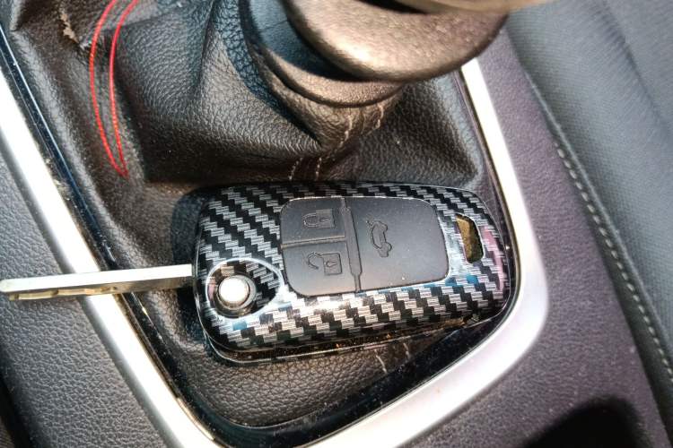Used Chevrolet Cavalier 2018 320 Manual Enjoyment Edition Vehicle Key