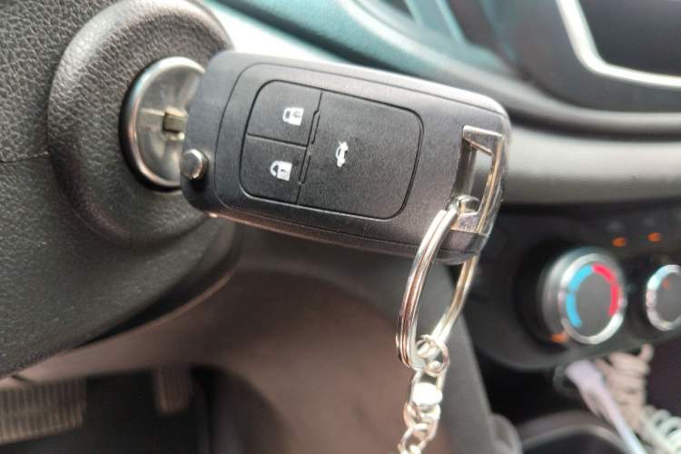 Used Chevrolet Cavalier 2018 320 Automatic Enjoyment Sunroof Edition Vehicle Key