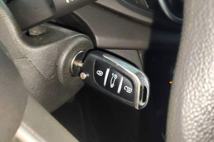 Used Chevrolet Cavalier 2018 320 Automatic Xinyue Edition Vehicle Key