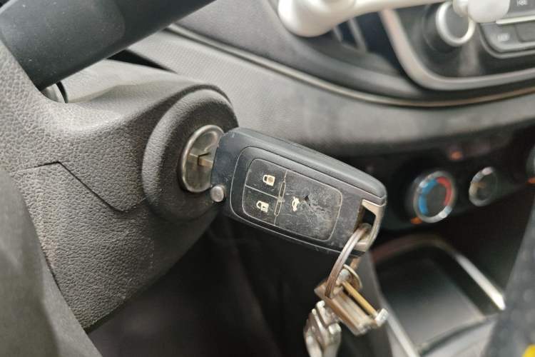 Used Chevrolet Cavalier 2018 320 Manual Enjoyment Edition Vehicle Key