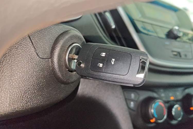 Used Chevrolet Cavalier 2018 320 Automatic Enjoyment Sunroof Edition Vehicle Key