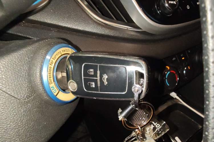 Used Chevrolet Cavalier 2018 320 Automatic Enjoyment Sunroof Edition Vehicle Key