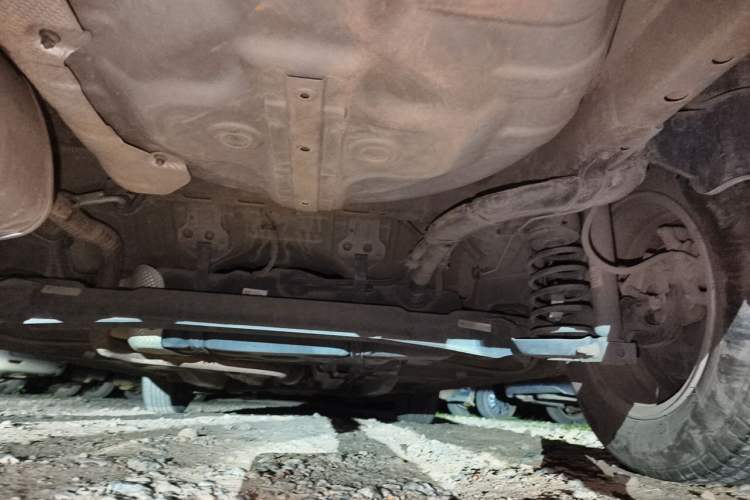 Used Chevrolet Cavalier 2019 320 Manual Xinyue Edition Chassis Rear