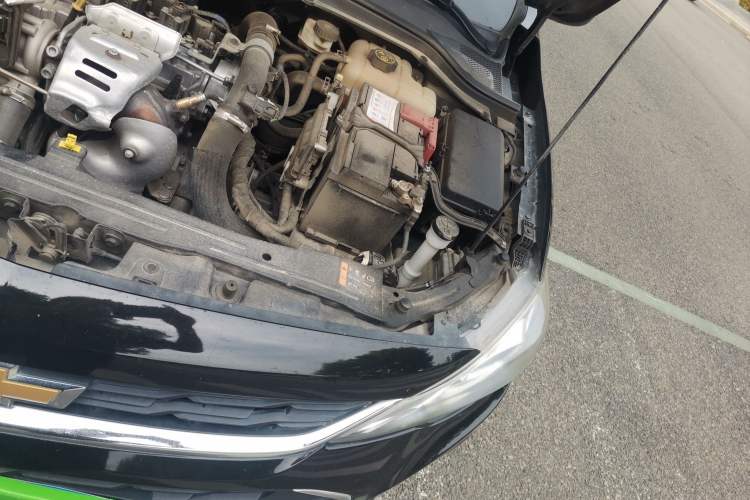 Used Chevrolet Cavalier 2019 325T Dual-Clutch Xinyue Edition Engine Bay Left