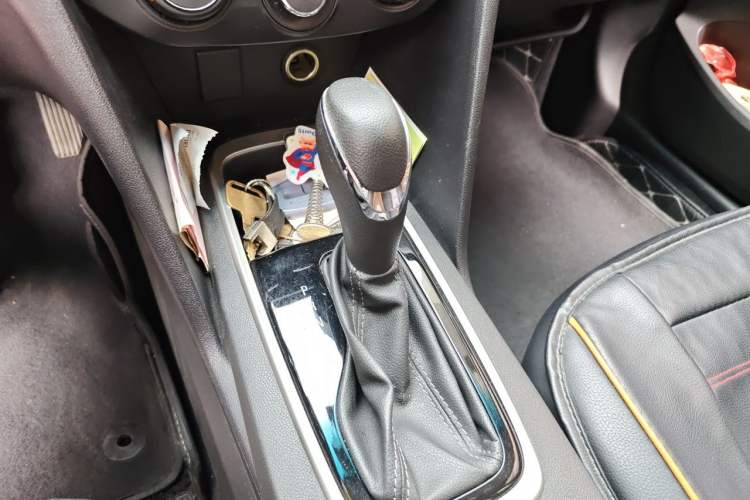 Used Chevrolet Cavalier 2019 320 Automatic Enjoyment with Sunroof Gear Lever