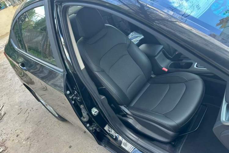 Used Chevrolet Cavalier 2019 320 Automatic Xinyue Edition Interior 4