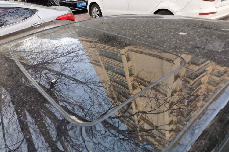 Used Chevrolet Cavalier 2019 320 Automatic Xinyue Edition Roof