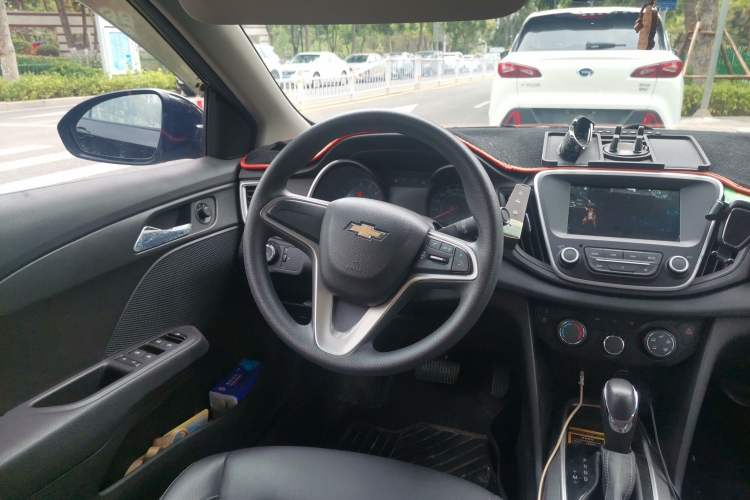 Used Chevrolet Cavalier 2019 325T Dual-Clutch Xinyue Edition Steering Wheel