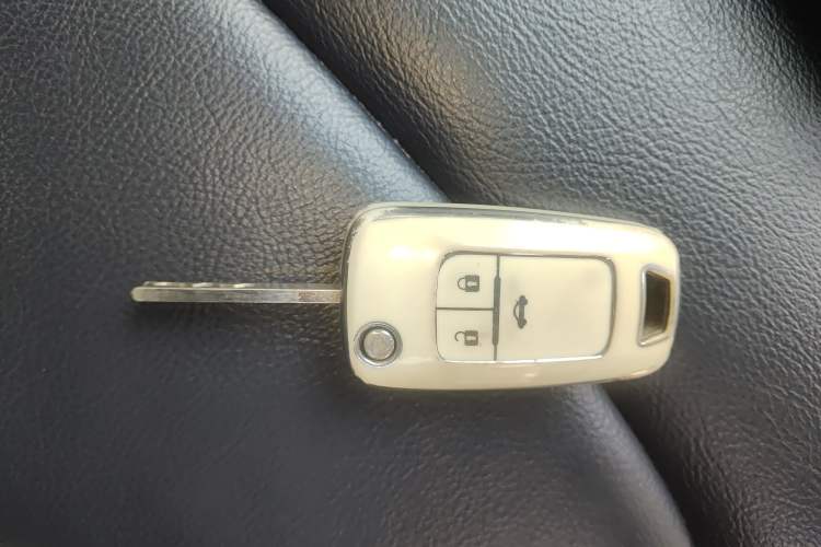 Used Chevrolet Cavalier 2019 320 Automatic Enjoyment with Sunroof Vehicle Key