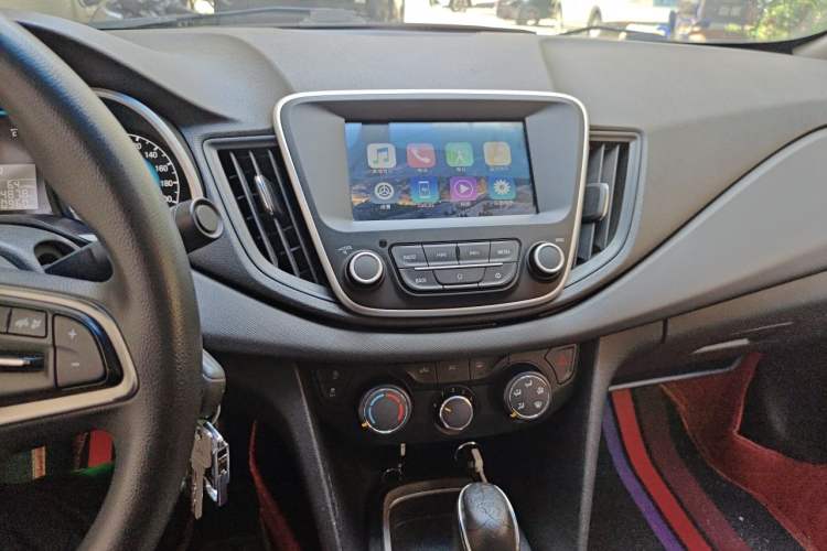 Used Chevrolet Cavalier 2019 320 Automatic Xinyue Edition Audio And AC Panel