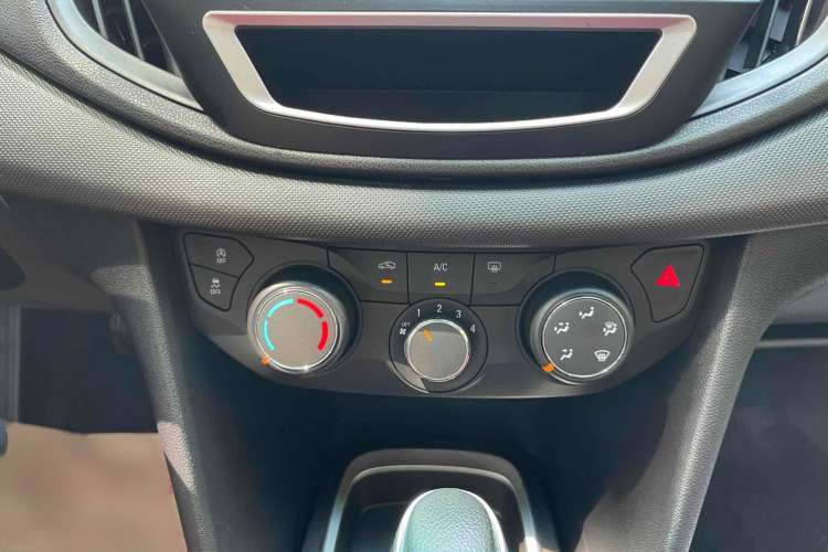 Used Chevrolet Cavalier 2019 320 Automatic Enjoyment with Sunroof Audio And AC Panel
