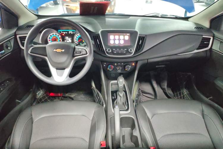 Used Chevrolet Cavalier 2019 320 Automatic Xinyue Edition Center Console