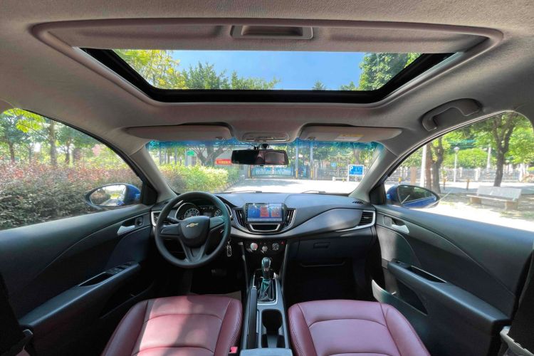 Used Chevrolet Cavalier 2019 320 Automatic Enjoyment with Sunroof Center Console