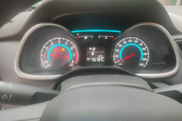 Used Chevrolet Cavalier 2019 320 Automatic Enjoyment with Sunroof Odometer Close Up