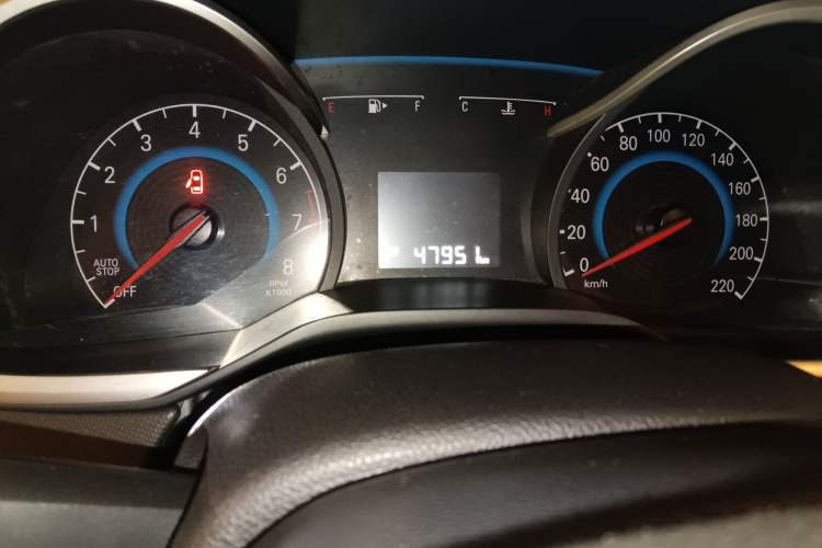Used Chevrolet Cavalier 2019 320 Automatic Xinyue Edition Odometer Close Up