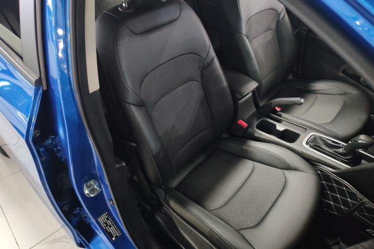 Used Chevrolet Cavalier 2019 320 Automatic Xinyue Edition Right Front Seat