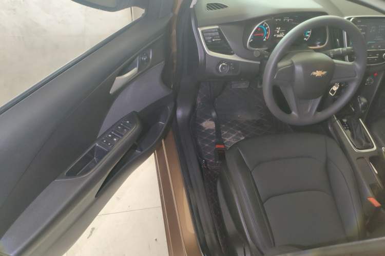 Used Chevrolet Cavalier 2019 320 Automatic Enjoyment with Sunroof Driver Seat