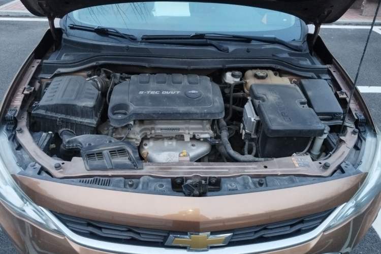 Used Chevrolet Cavalier 2019 320 Manual Enjoyment Edition Engine Bay