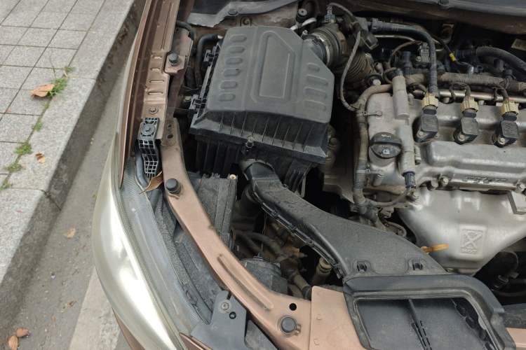 Used Chevrolet Cavalier 2019 320 Automatic Enjoyment with Sunroof Engine Bay Right