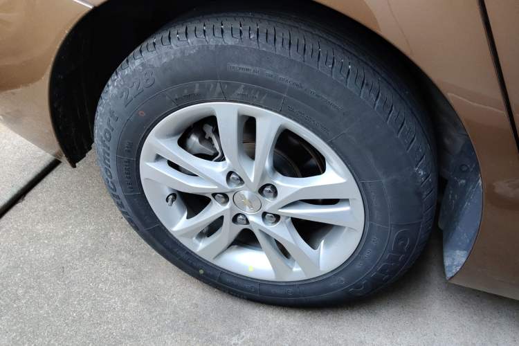 Used Chevrolet Cavalier 2019 320 Automatic Xinyue Edition Exterior 8