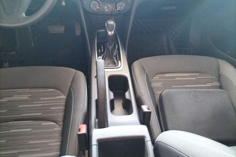 Used Chevrolet Cavalier 2019 320 Automatic Enjoyment with Sunroof Gear Lever