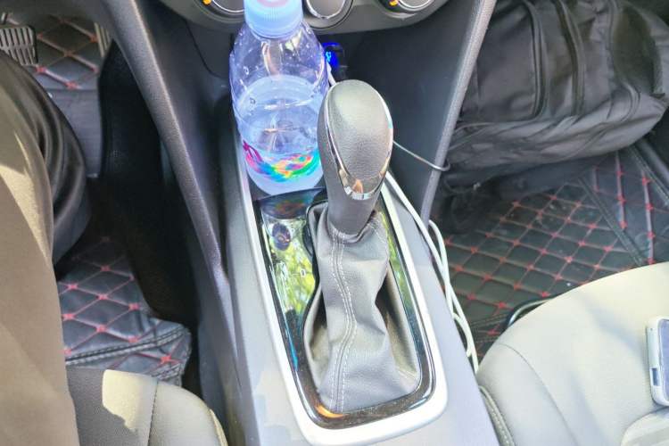 Used Chevrolet Cavalier 2019 320 Automatic Enjoyment with Sunroof Gear Lever