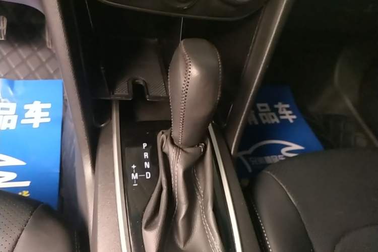Used Chevrolet Cavalier 2019 320 Automatic Enjoyment with Sunroof Gear Lever