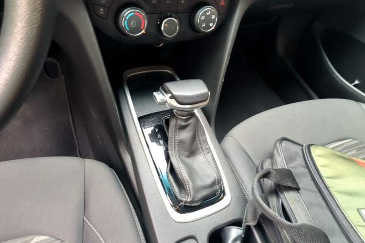 Used Chevrolet Cavalier 2019 320 Automatic Enjoyment with Sunroof Gear Lever