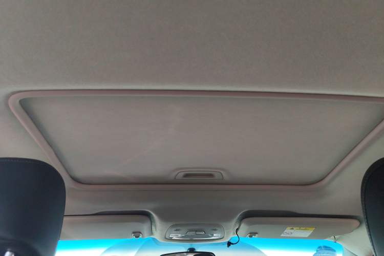 Used Chevrolet Cavalier 2019 320 Automatic Xinyue Edition Headliner