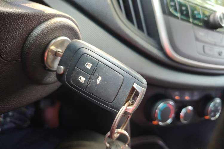 Used Chevrolet Cavalier 2019 320 Automatic Enjoyment with Sunroof Interior 1