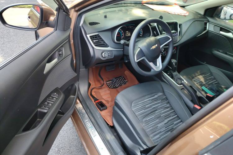 Used Chevrolet Cavalier 2019 320 Automatic Enjoyment with Sunroof Interior 3