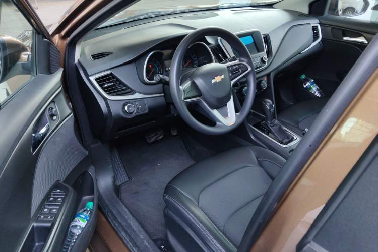 Used Chevrolet Cavalier 2019 320 Automatic Xinyue Edition Interior 3