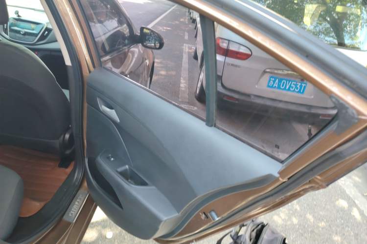 Used Chevrolet Cavalier 2019 320 Automatic Enjoyment with Sunroof Interior 6