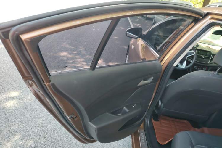Used Chevrolet Cavalier 2019 320 Automatic Enjoyment with Sunroof Interior 8