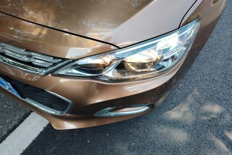 Used Chevrolet Cavalier 2019 320 Automatic Enjoyment with Sunroof Left Front Headlight