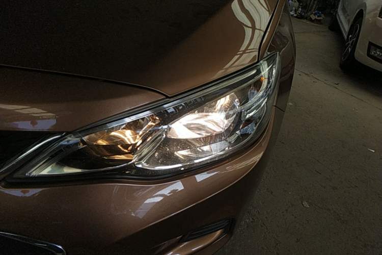 Used Chevrolet Cavalier 2019 320 Automatic Enjoyment with Sunroof Left Front Headlight