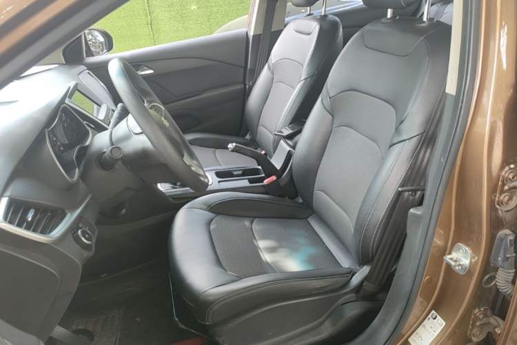 Used Chevrolet Cavalier 2019 320 Manual Xinyue Edition Left Front Seat