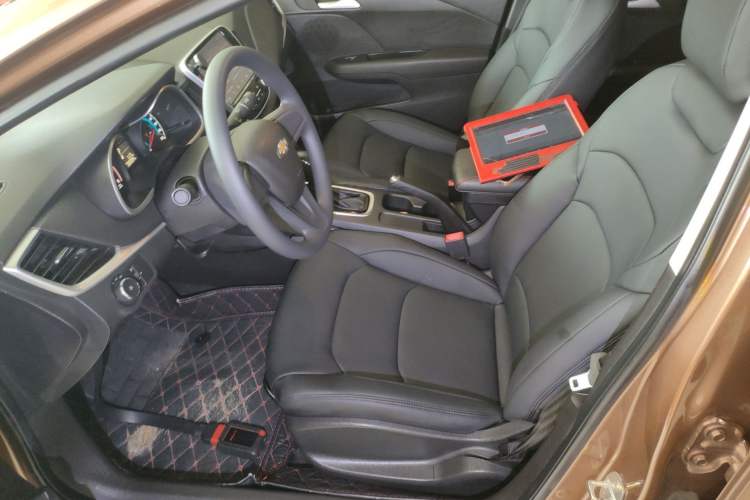 Used Chevrolet Cavalier 2019 320 Automatic Enjoyment with Sunroof Left Front Seat