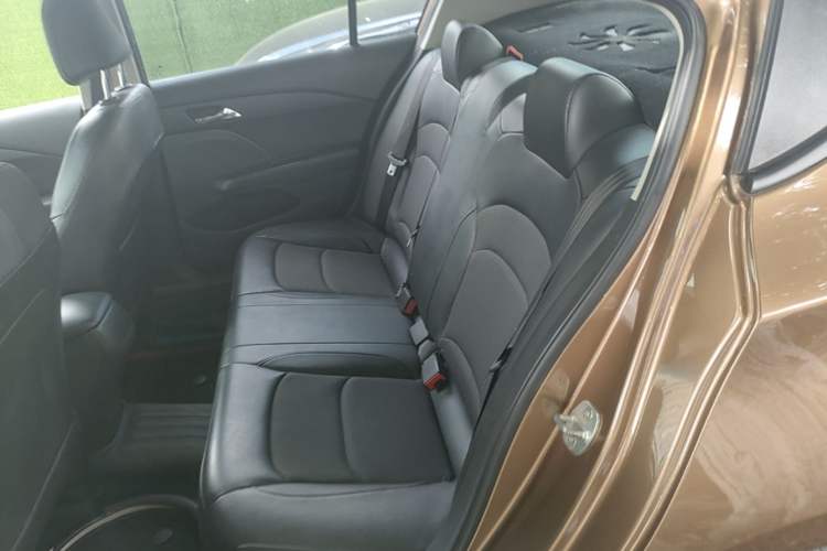 Used Chevrolet Cavalier 2019 320 Manual Xinyue Edition Left Rear Seat