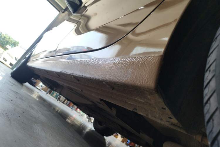 Used Chevrolet Cavalier 2019 320 Automatic Enjoyment with Sunroof Left Side Sill