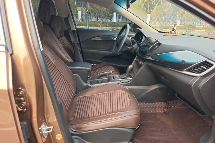 Used Chevrolet Cavalier 2019 320 Automatic Enjoyment with Sunroof Right Front Seat
