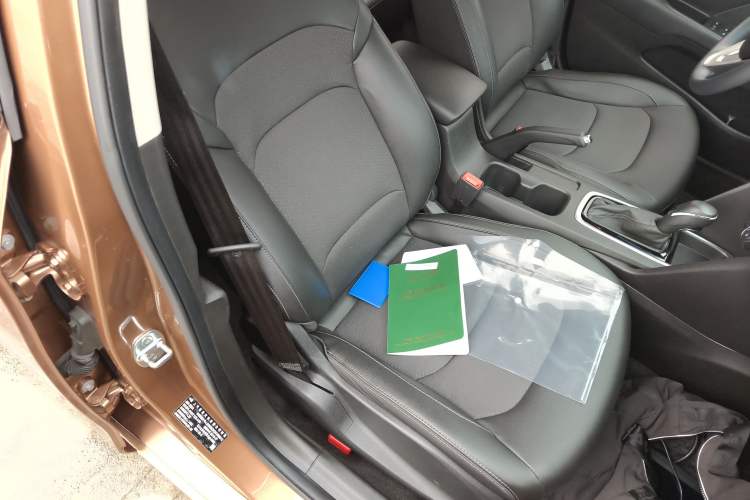 Used Chevrolet Cavalier 2019 320 Automatic Xinyue Edition Right Front Seat