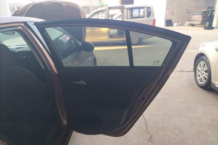 Used Chevrolet Cavalier 2019 320 Automatic Enjoyment with Sunroof Right Rear Door Interior