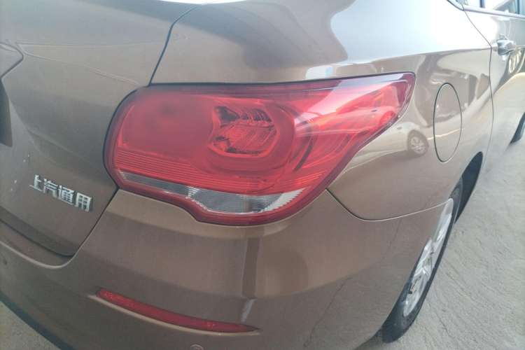 Used Chevrolet Cavalier 2019 320 Automatic Enjoyment with Sunroof Right Rear Taillight