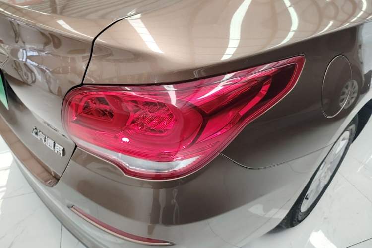 Used Chevrolet Cavalier 2019 320 Automatic Enjoyment with Sunroof Right Rear Taillight