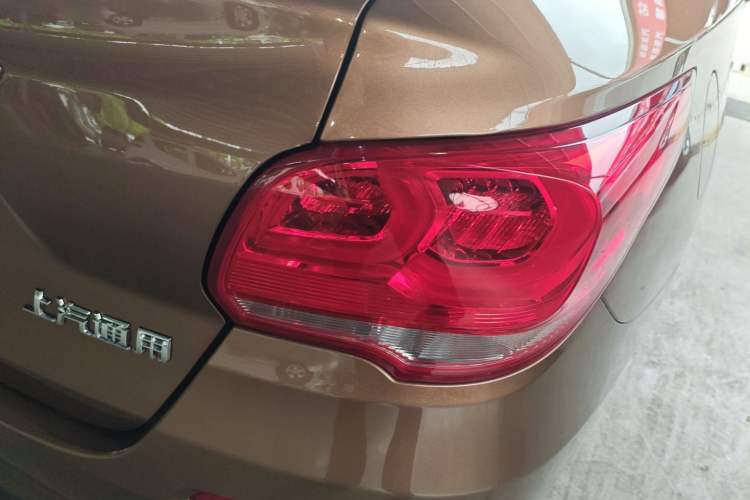 Used Chevrolet Cavalier 2019 320 Automatic Xinyue Edition Right Rear Taillight