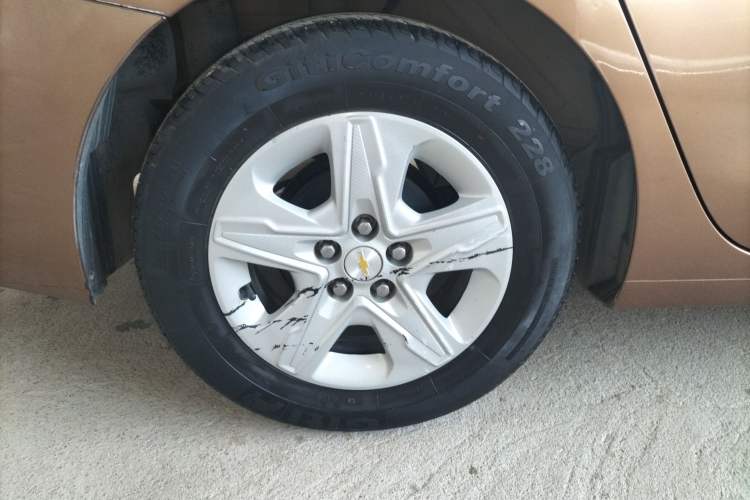 Used Chevrolet Cavalier 2019 320 Automatic Enjoyment with Sunroof Right Rear Wheel Hub